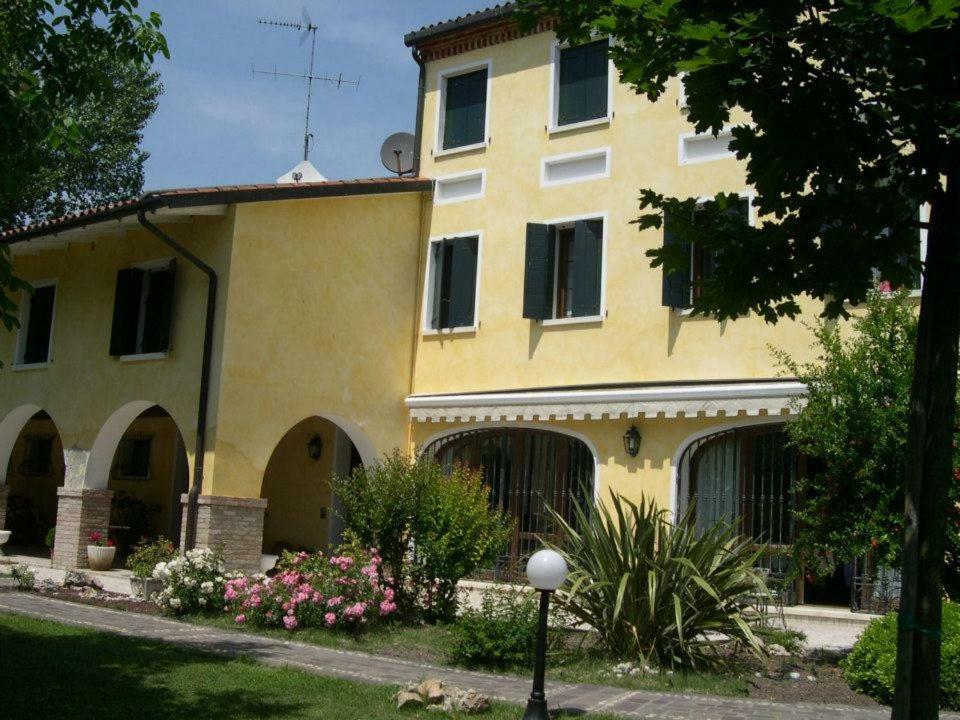 Ca L'Oasi Bed & Breakfast San Dona di Piave Exterior photo